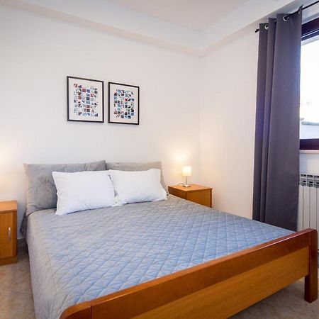Rooms Villa Maria 로비니 외부 사진